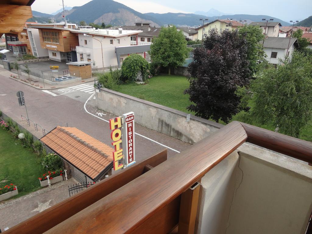 Hotel Al Caminetto Cembra Lisignago Zimmer foto